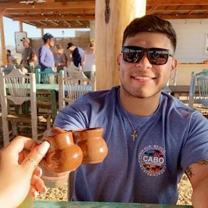 Meet your Posher, Jeremiah